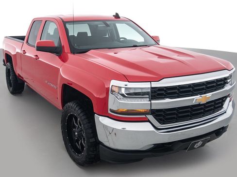 Used 2018 Chevrolet Silverado 1500 LT AWD/4WD image 1