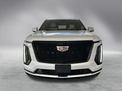Used 2025 Cadillac Escalade Sport Platinum AWD/4WD image 15