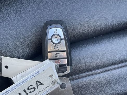 Used 2022 Ford Edge SEL w/ Convenience Package image 33