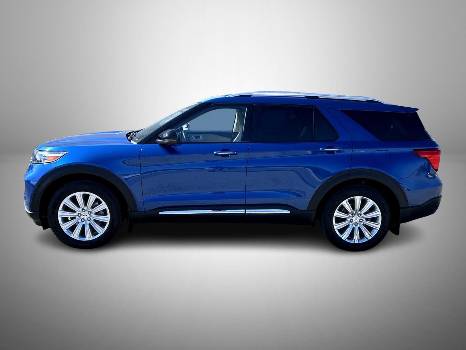 Used 2020 Ford Explorer Limited w/ Class III Trailer Tow Package AWD/4WD image 8