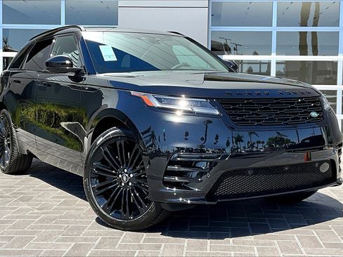 New 2026 Land Rover Range Rover Velar Dynamic SE image 2