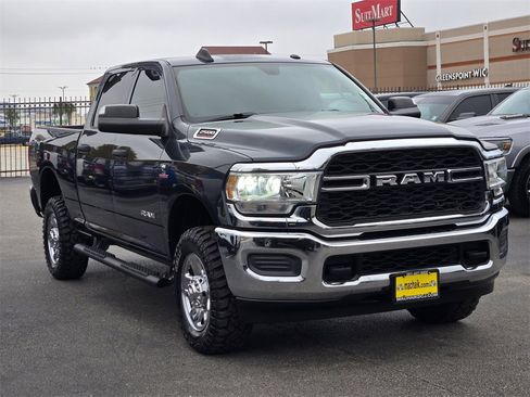 Used 2019 RAM 2500 Tradesman image 3