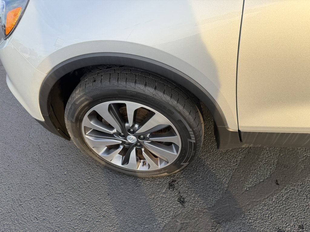 Certified 2022 Buick Encore Preferred AWD/4WD image 15