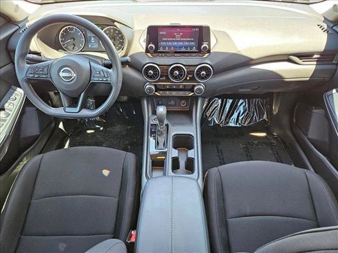 Used 2024 Nissan Sentra S FWD image 22