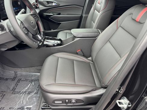 New 2026 Chevrolet Trax RS w/ Driver Confidence Package FWD image 13