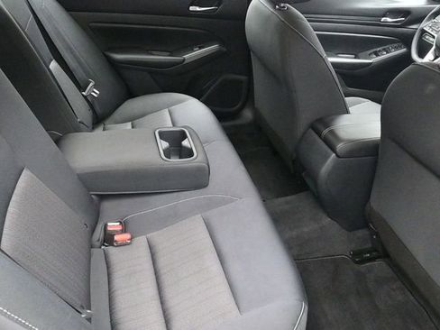 Used 2021 Nissan Altima 2.5 S image 10