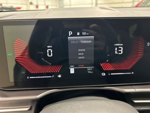 New 2026 Kia Sportage EX image 17