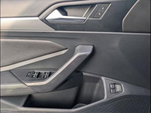 Used 2024 Volkswagen Jetta S image 15