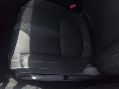 Used 2018 Honda Civic EX image 8