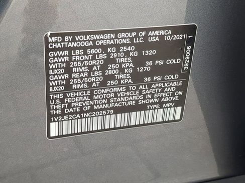 Certified 2022 Volkswagen Atlas Cross Sport SE w/ Panoramic Sunroof Package image 37