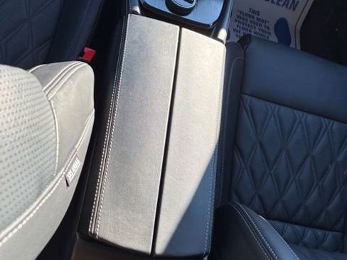 Used 2025 Nissan Rogue Platinum image 18