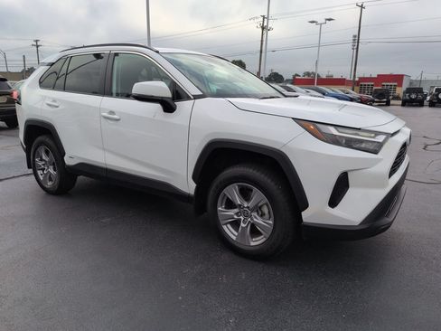 Certified 2023 Toyota RAV4 XLE w/ Convenience Package AWD/4WD image 7