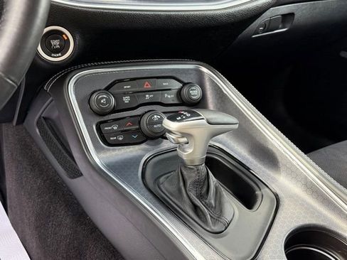 Used 2016 Dodge Challenger R/T Scat Pack w/ Leather Interior Group image 22