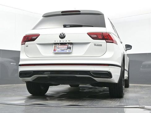 Used 2023 Volkswagen Tiguan SE R-Line FWD image 24