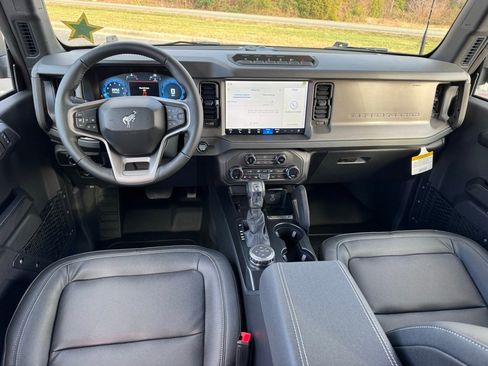 New 2025 Ford Bronco Badlands w/ Sasquatch Package image 5