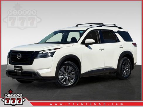 Certified 2023 Nissan Pathfinder SV w/ Black Appearance Package FWD image 1