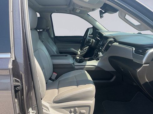 Used 2017 Chevrolet Tahoe LT AWD/4WD image 9