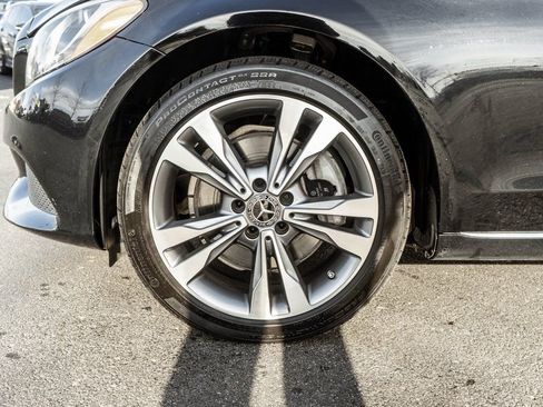 Used 2018 Mercedes-Benz C 300 4MATIC Sedan image 39