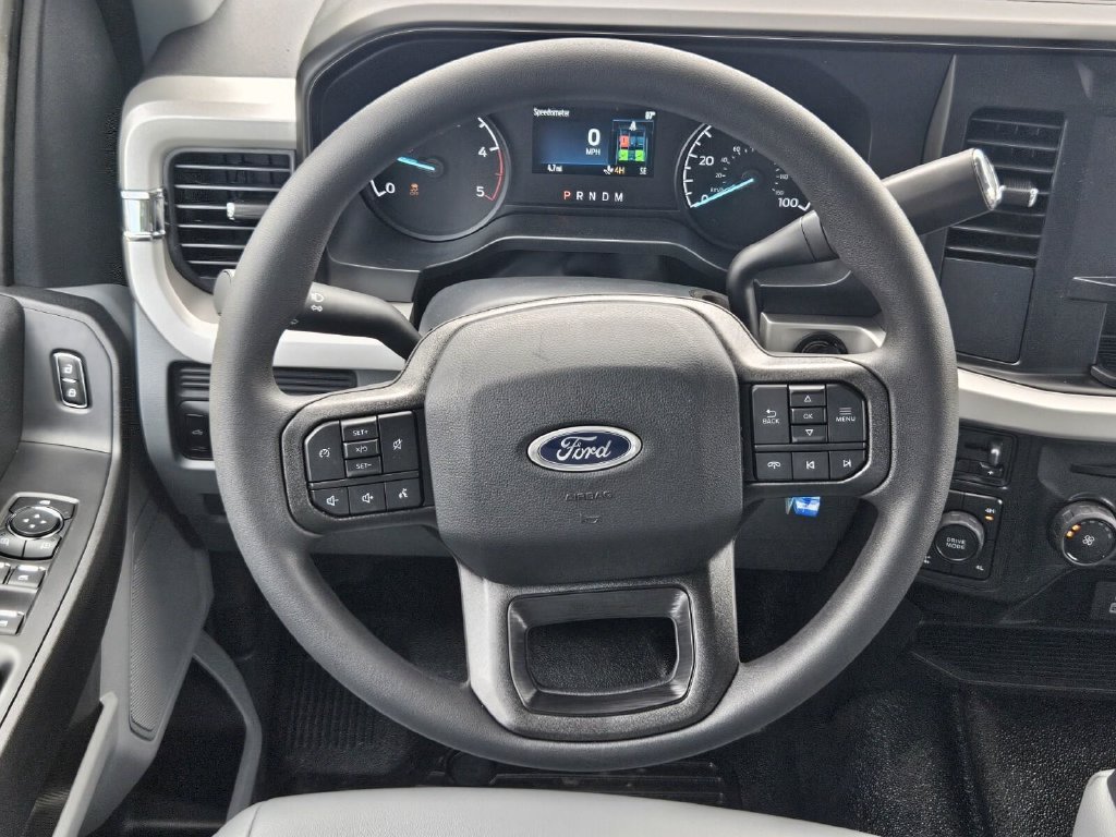 New 2026 Ford F250 XL w/ FX4 Off-Road Package AWD/4WD image 19