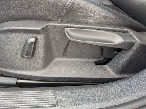 Used 2017 Volkswagen Golf Alltrack SE image 13