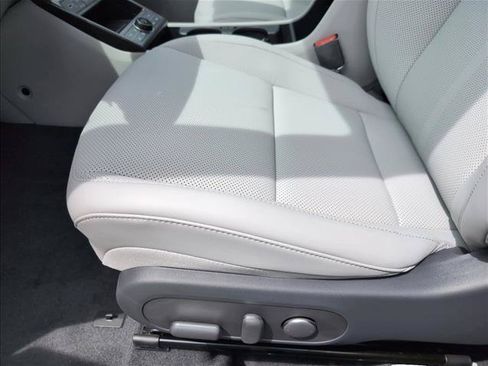 New 2026 Hyundai Kona Limited AWD/4WD image 4