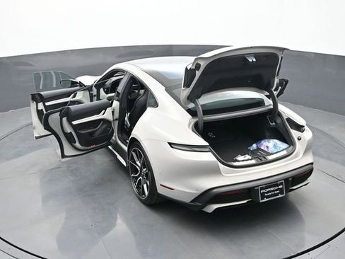 New 2026 Porsche Taycan 4S AWD/4WD image 32