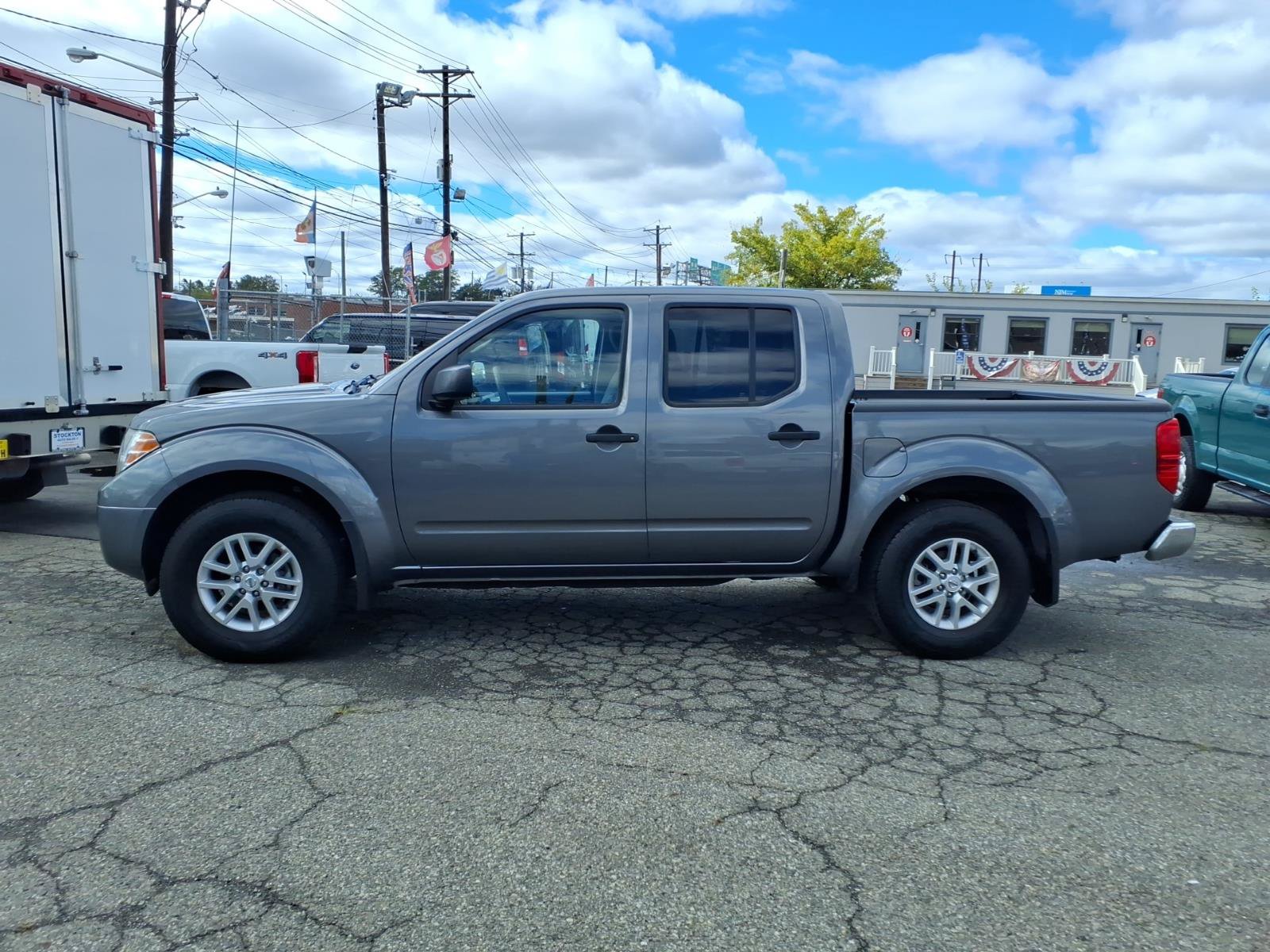Used 2021 Nissan Frontier SV AWD/4WD image 4