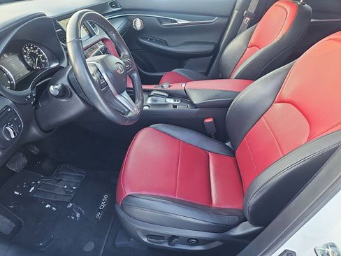 Used 2023 INFINITI QX50 Sport image 32