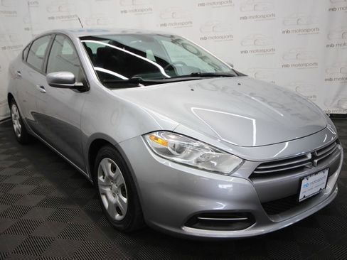 Used 2015 Dodge Dart SE w/ Convenience Group FWD image 9