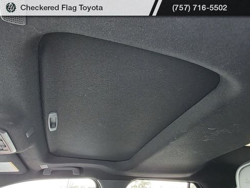 Used 2025 Toyota 4Runner Limited image 9