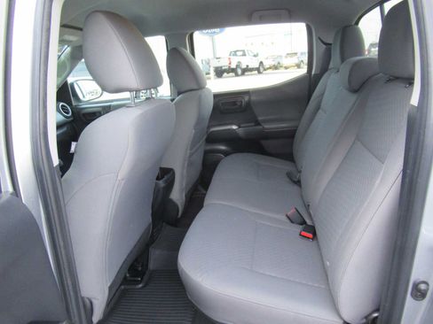 Used 2023 Toyota Tacoma SR5 AWD/4WD image 18