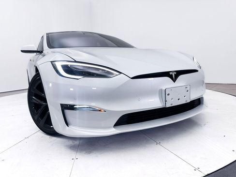Used 2021 Tesla Model S Plaid image 7