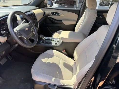 Used 2023 Chevrolet Traverse LS w/ Safety Package image 6