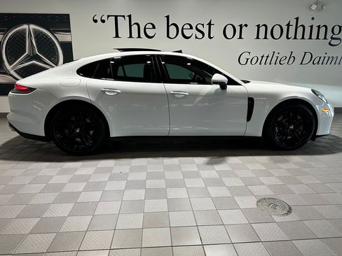 Used 2022 Porsche Panamera 4 AWD/4WD image 3