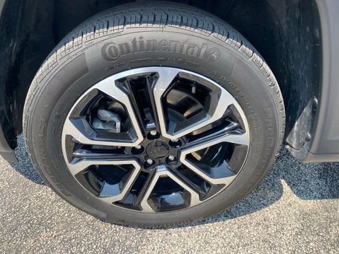 Used 2023 Jeep Compass Limited AWD/4WD image 12