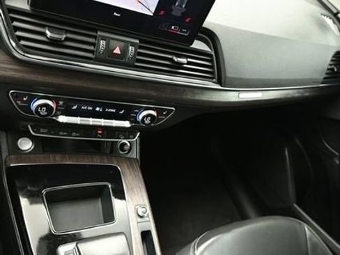 Used 2021 Audi Q5 2.0T Premium w/ Convenience Package AWD/4WD image 20
