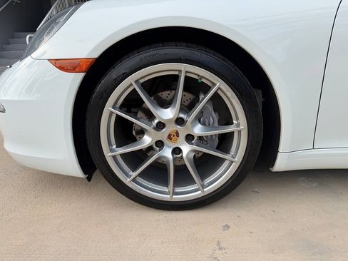 Used 2015 Porsche 911 Carrera RWD image 11