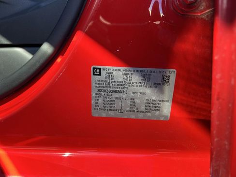 Used 2017 Chevrolet Silverado 1500 LTZ Z71 w/ LTZ Plus Package image 34