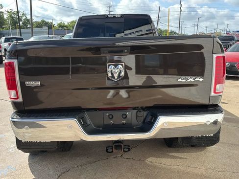 Used 2017 RAM 3500 Laramie w/ Convenience Group AWD/4WD image 5