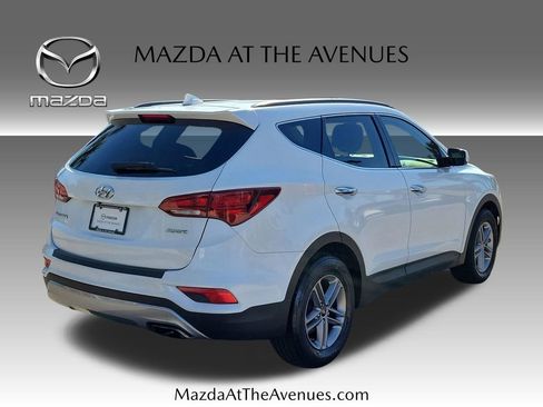 Used 2017 Hyundai Santa Fe Sport image 4