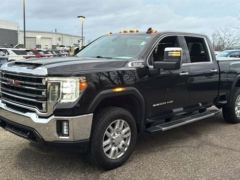 Used 2020 GMC Sierra 2500 SLT w/ SLT Premium Plus Package image 2