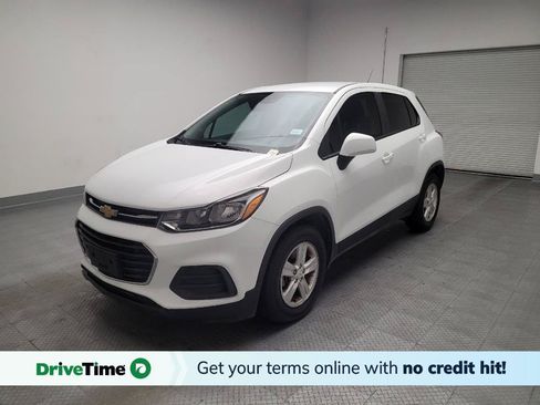 Used 2021 Chevrolet Trax LS w/ Tint and Cruise Package FWD image 1