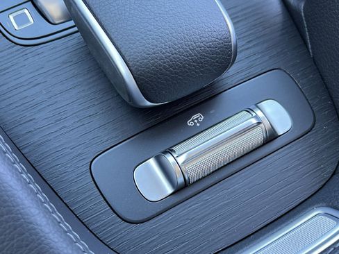 New 2026 Mercedes-Benz GLS 450 4MATIC image 35