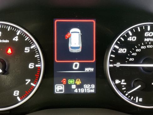 Used 2023 Subaru Ascent Limited w/ Technology Package image 10