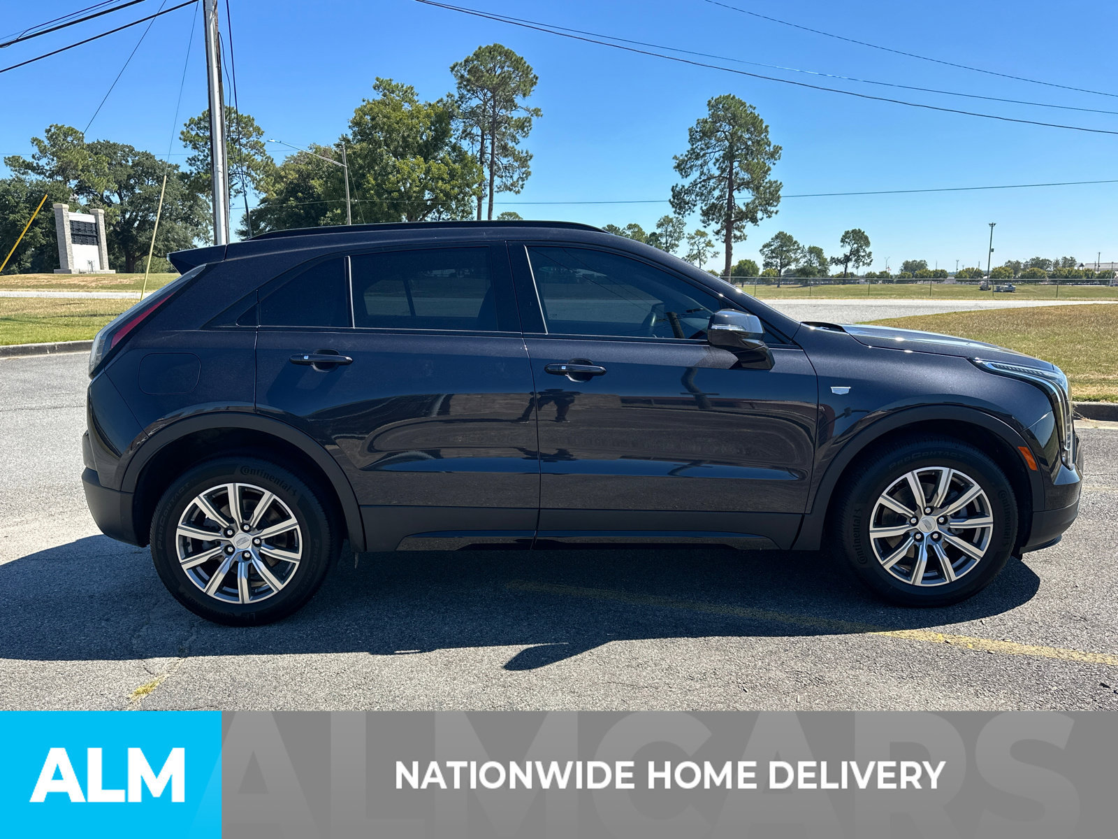 Used 2023 Cadillac XT4 Sport w/ Sun And Sound Package AWD/4WD image 4