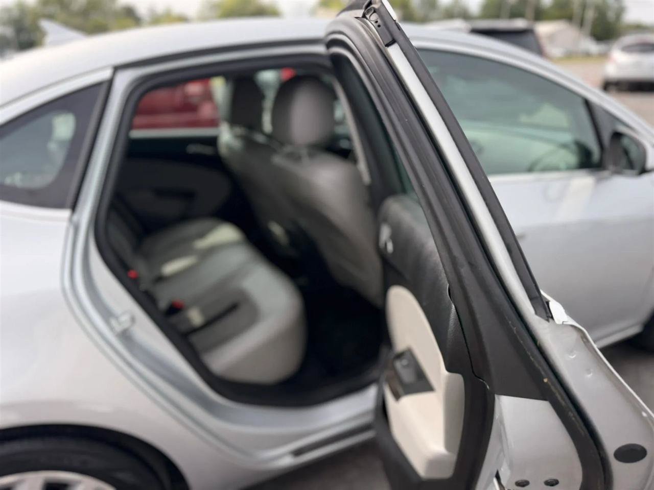 Used 2014 Buick Verano Convenience FWD image 26