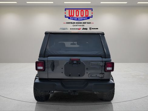 Used 2021 Jeep Wrangler Sport AWD/4WD image 4