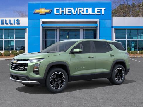 New 2026 Chevrolet Equinox LT w/ Convenience Package II image 3