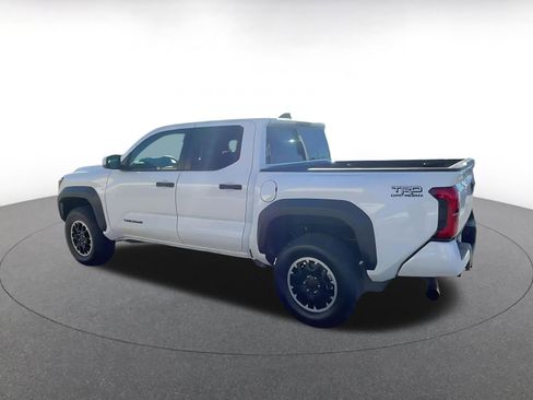 Used 2025 Toyota Tacoma SR image 10