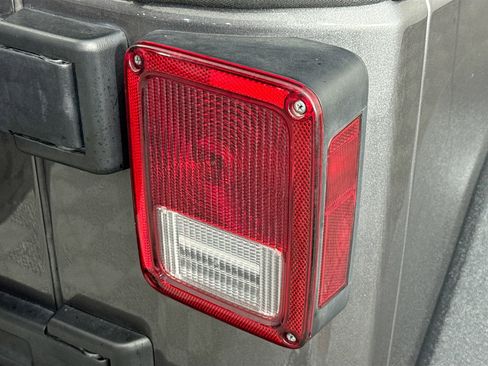 Used 2017 Jeep Wrangler Sport w/ Quick Order Package 23S image 27